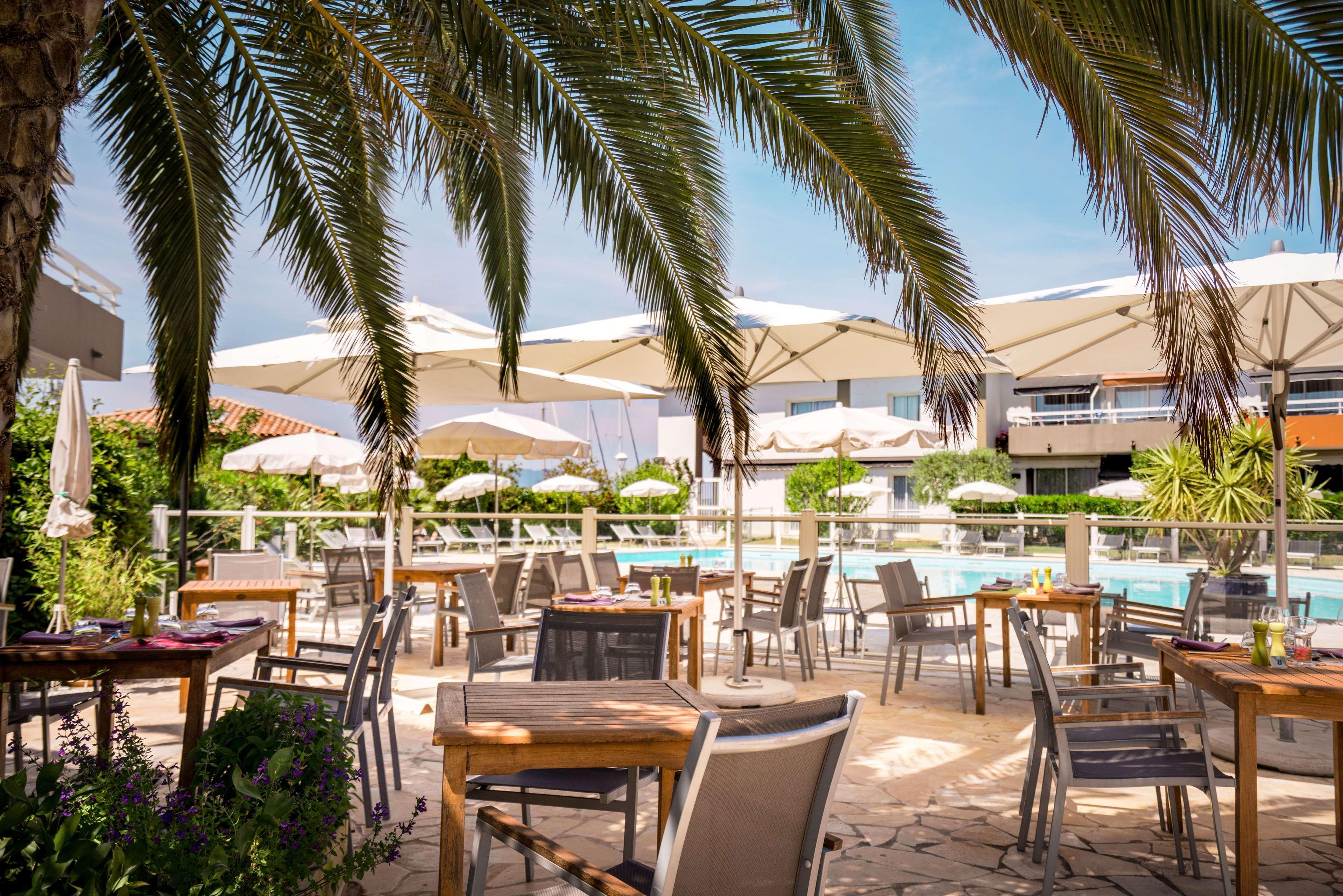 Best Western Plus La Marina Saint-Raphaël Buitenkant foto