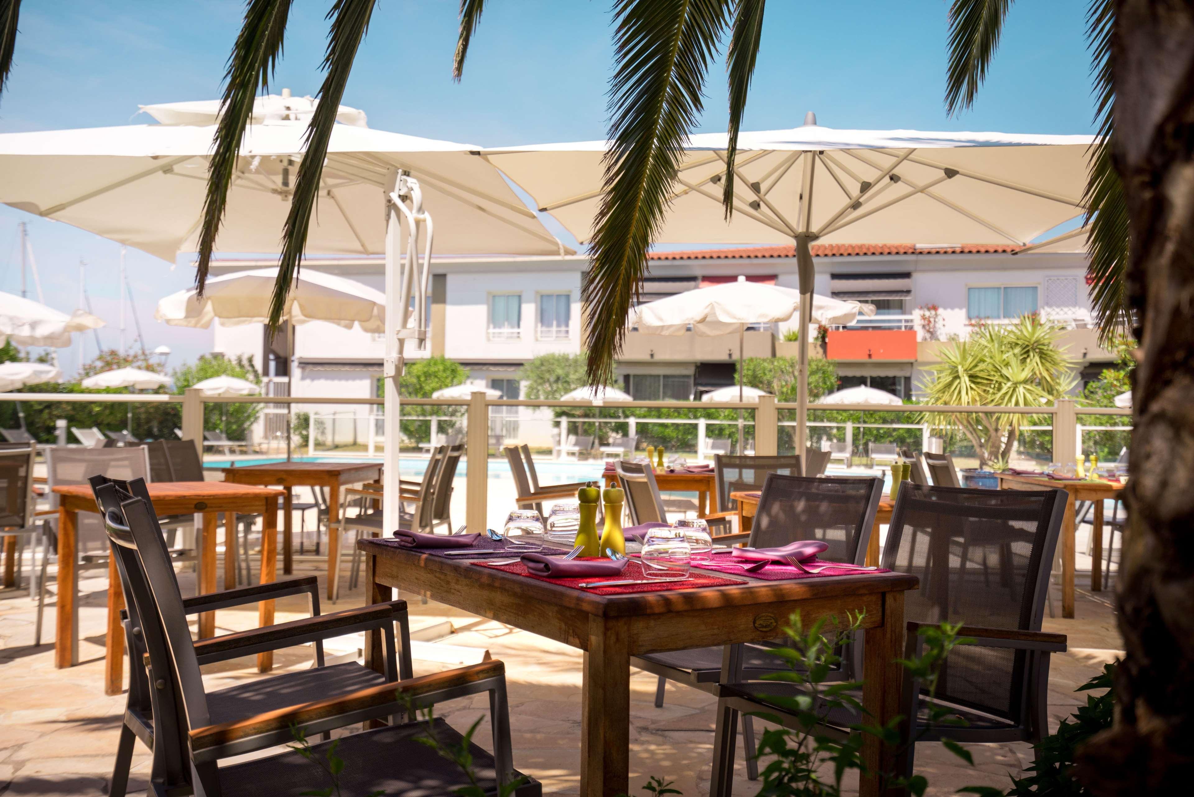 Best Western Plus La Marina Saint-Raphaël Buitenkant foto