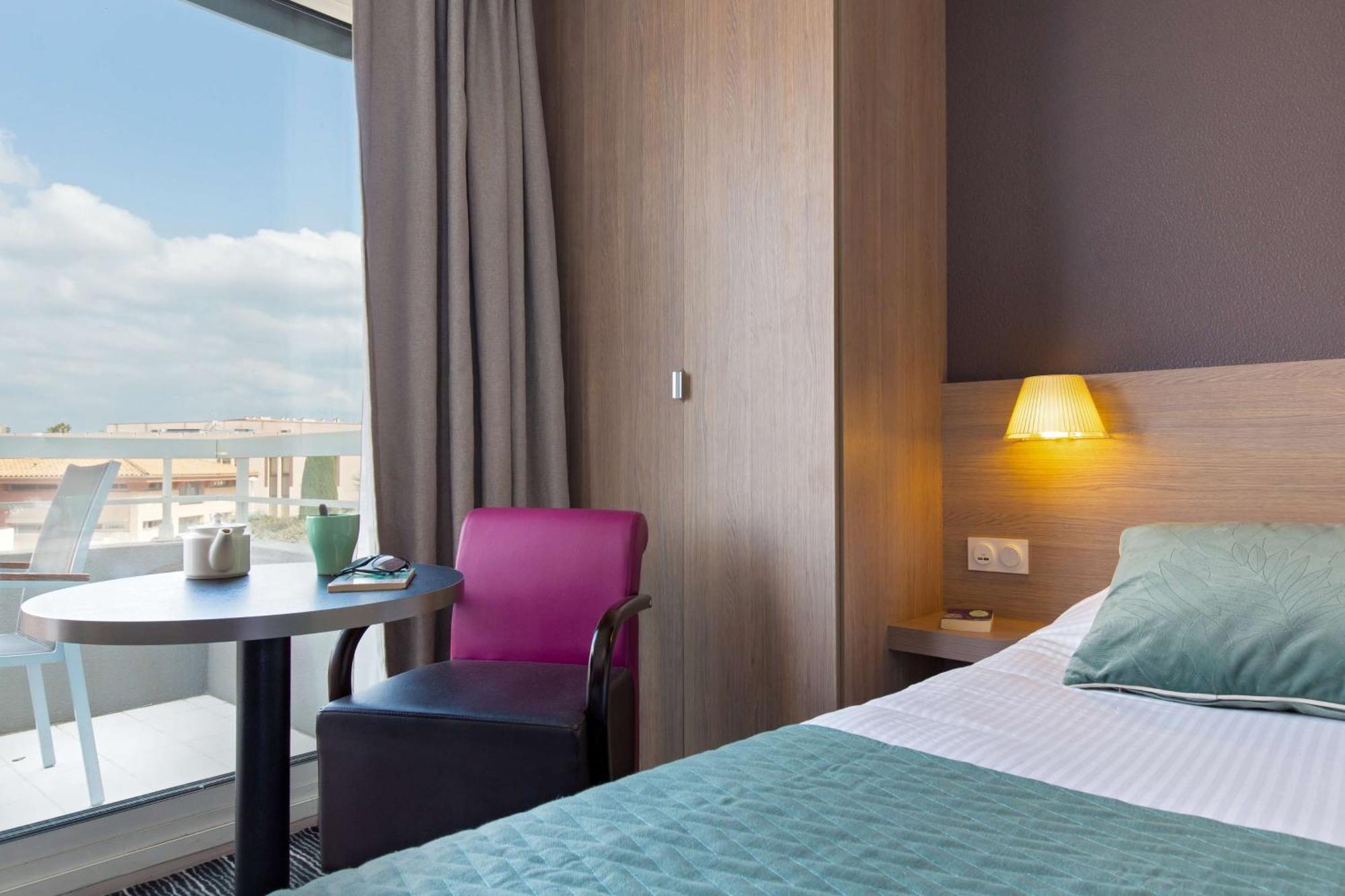 Best Western Plus La Marina Saint-Raphaël Buitenkant foto