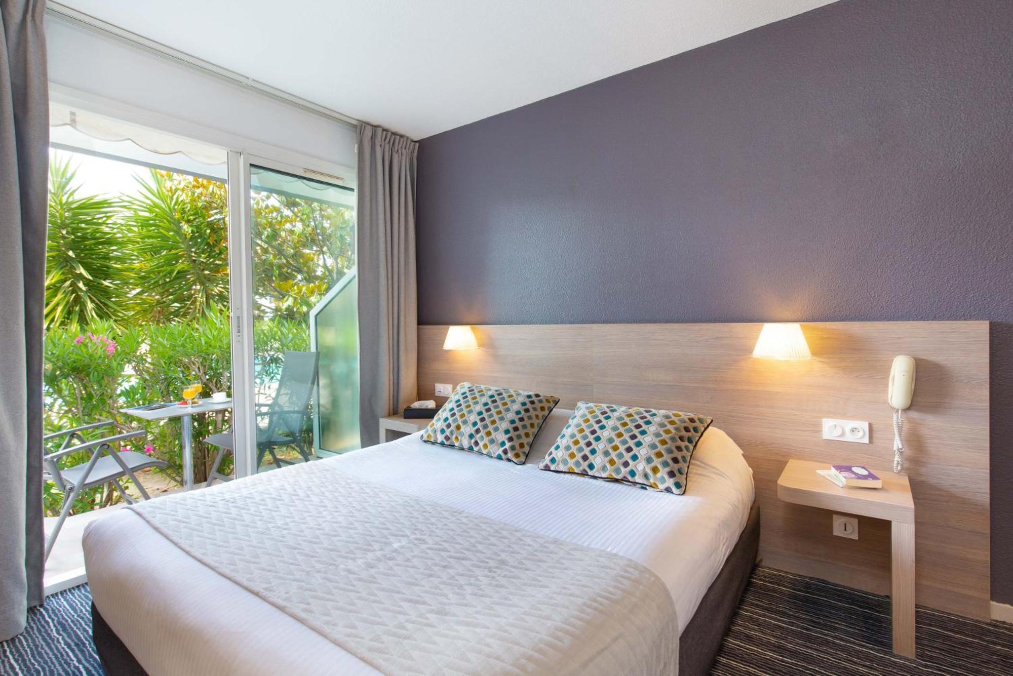 Best Western Plus La Marina Saint-Raphaël Buitenkant foto
