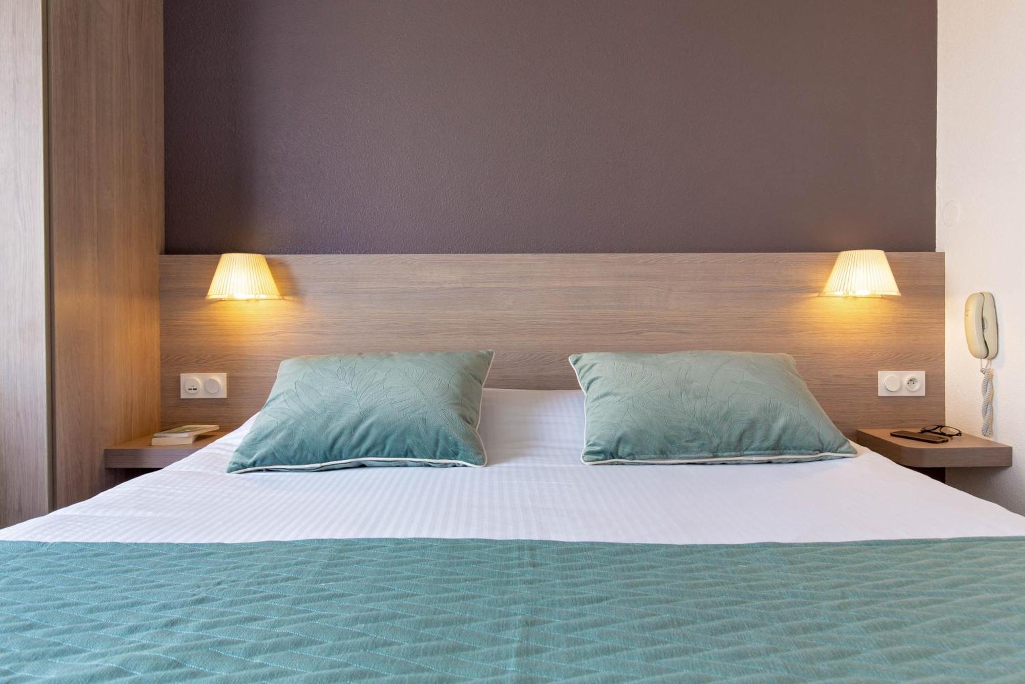 Best Western Plus La Marina Saint-Raphaël Buitenkant foto