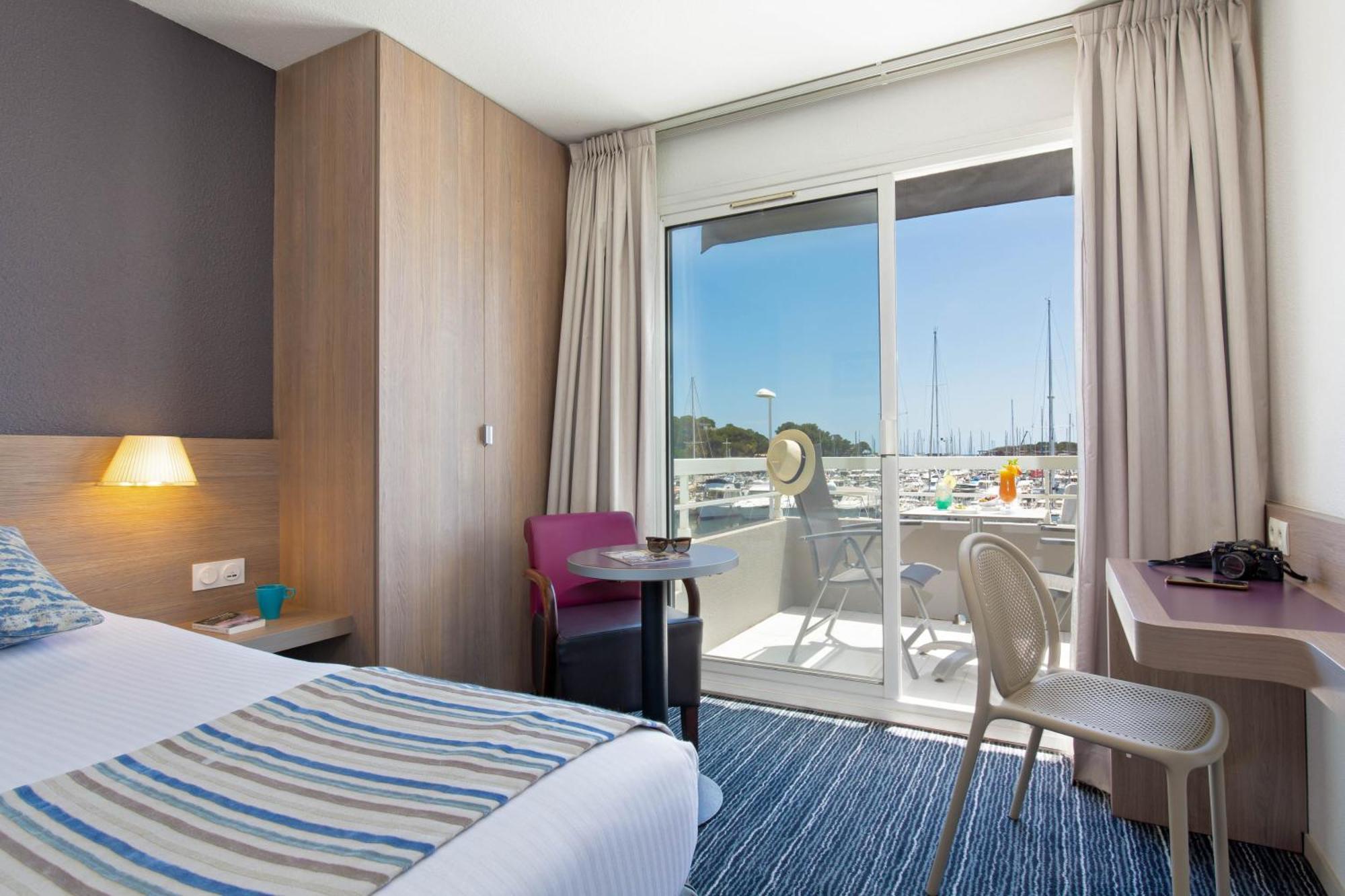 Best Western Plus La Marina Saint-Raphaël Buitenkant foto