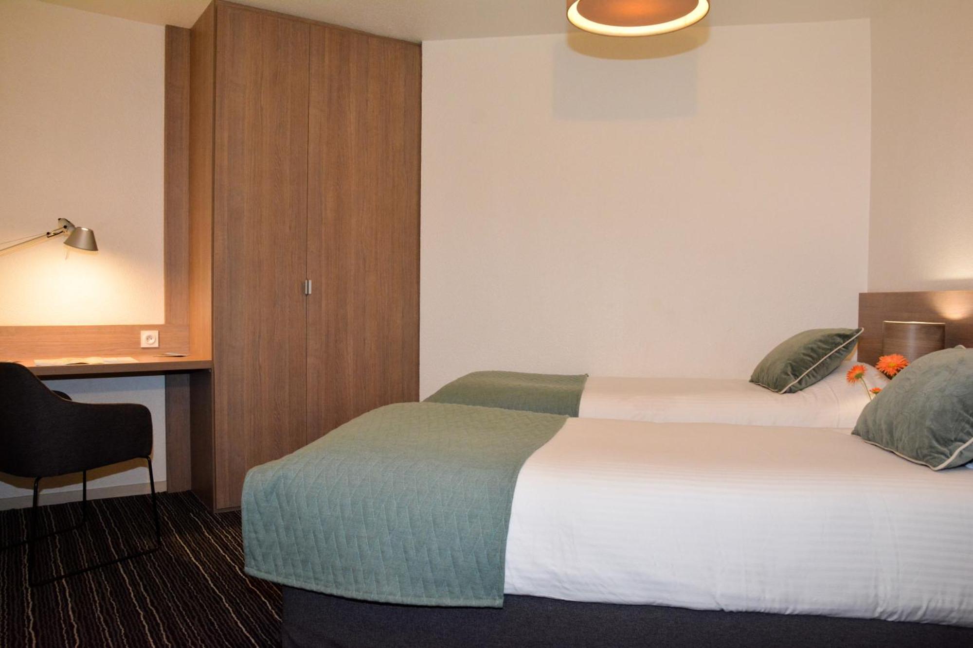 Best Western Plus La Marina Saint-Raphaël Buitenkant foto