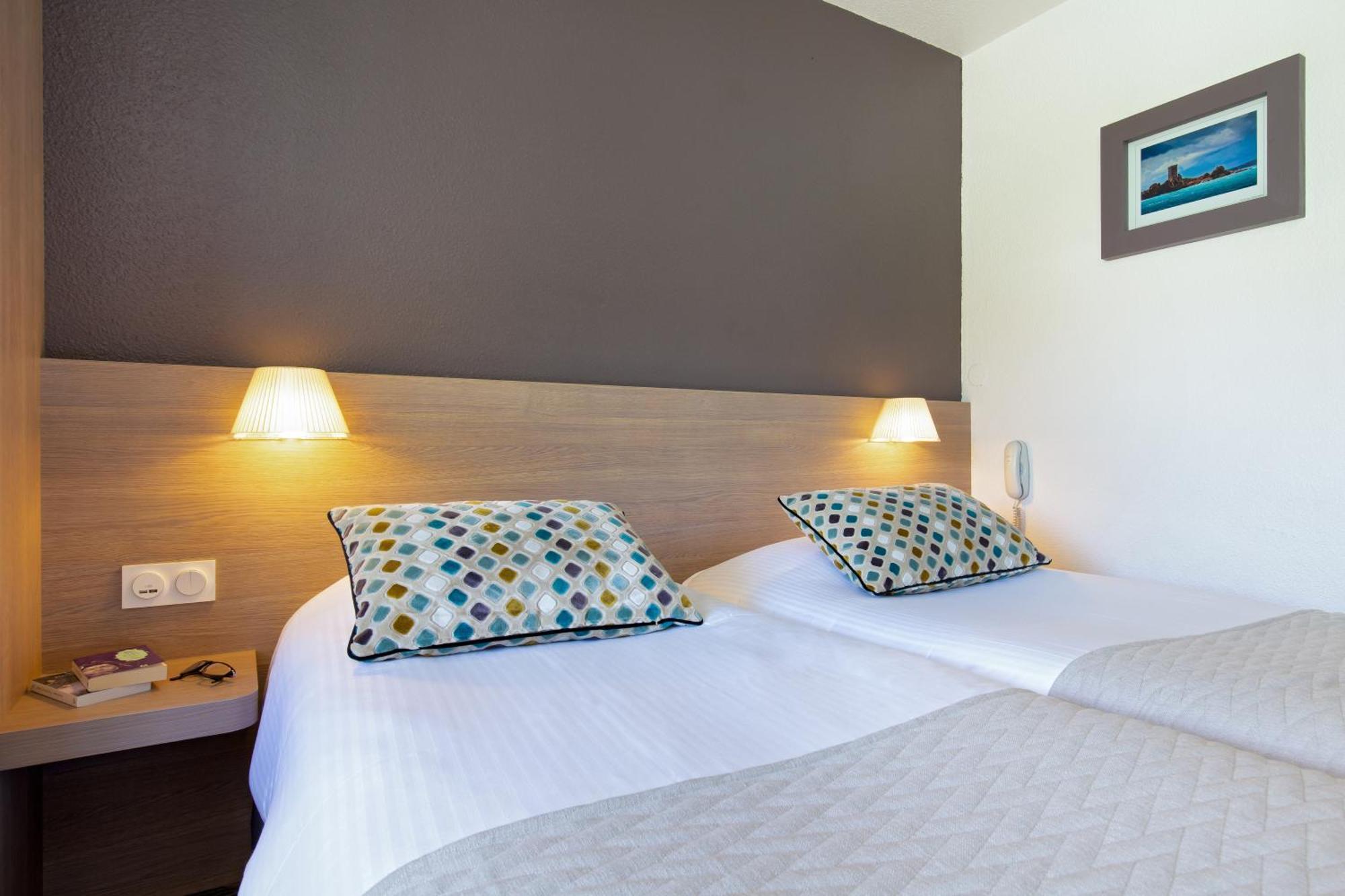 Best Western Plus La Marina Saint-Raphaël Buitenkant foto